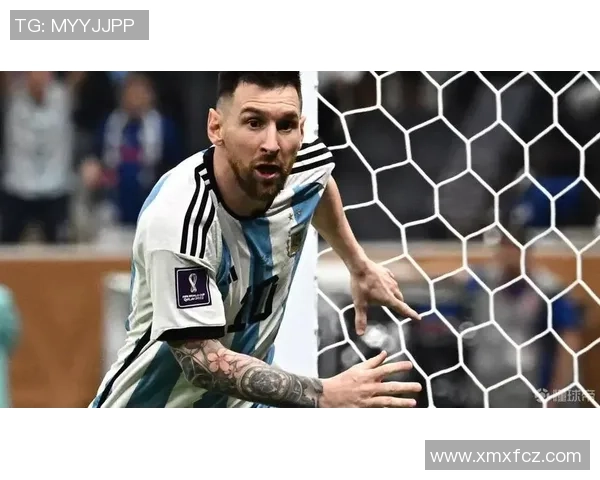 帕尼尼推出梅西亲签球星卡 引发收藏热潮成足球界新焦点