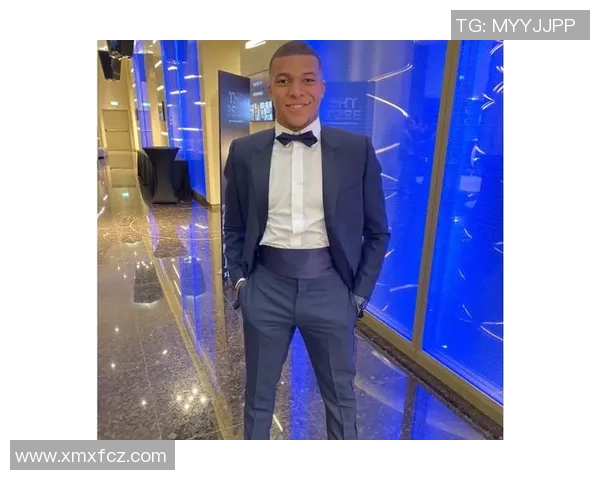 长发男足球星高清头像精选展现帅气与力量的完美结合